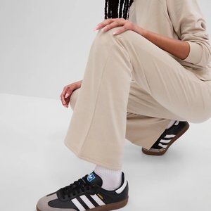 GAP brand Cloud Light Baby Boot Pants | Size small